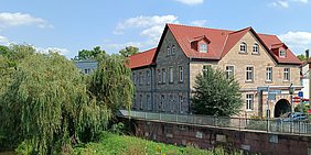 Foto: Wohnheim Stubenstrasse vom Fluss aus gesehen