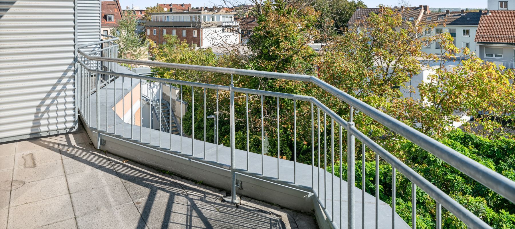 Balkon eines Einzelzimmers.